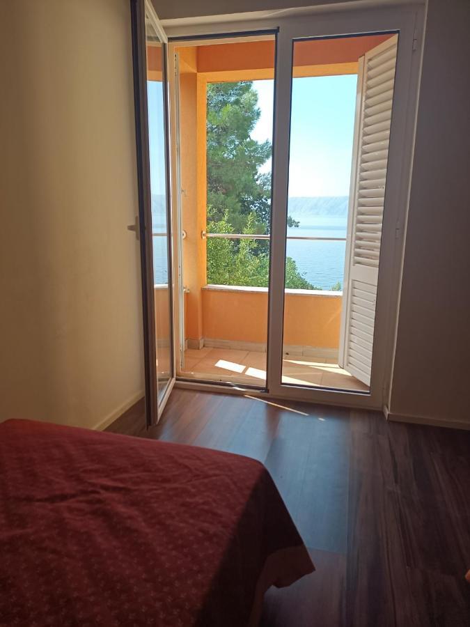 Blue Seagull - Seafront Holiday Home Novi Vinodolski Zewnętrze zdjęcie