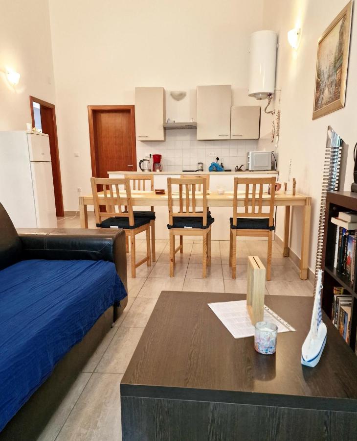 Blue Seagull - Seafront Holiday Home Novi Vinodolski Zewnętrze zdjęcie